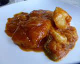 Foto del paso 4 de la receta: Bacalao con cebolla, pimiento verde y tomate