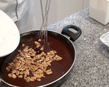 Foto del paso 6 de la receta: Brownie de chocolate con nueces casero americano
