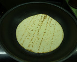 Foto del paso 4 de la receta: Burrito de picadillo de pollo