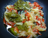 Foto del paso 1 de la receta: Tortilla de pimientos y cebolla