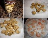 Foto del paso 1 de la receta: Hojaldres almendrados de gambas y champiñones