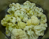 Foto del paso 1 de la receta: Crema de coliflor, huevo y queso
