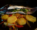 Foto del paso 5 de la receta: Chicharro al horno con guarnición