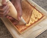 Foto del paso 7 de la receta: Tarta de hojaldre con crema y frutas naturales