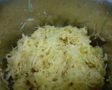 Foto del paso 3 de la receta: Codillo con chucrut y puré de patata