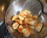 Foto del paso 2 de la receta: Pechuga de pollo al curry con cacahuetes