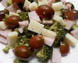 Foto del paso 5 de la receta: Ensalada de brócoli, jamón y queso