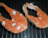 Foto del paso 2 de la receta: Salmón asado y gratinado al horno