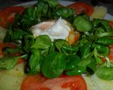 Foto del paso 5 de la receta: Huevos al nido con ensalada