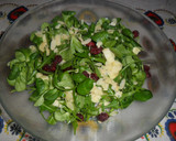 Foto del paso 2 de la receta: Ensalada verde con pollo, frutas y jamón