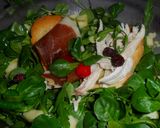 Foto del paso 4 de la receta: Ensalada verde con pollo, frutas y jamón