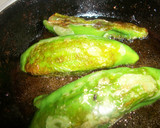 Foto del paso 1 de la receta: Pimientos rellenos con gulas a la sal roja de Hawái