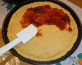 Foto del paso 5 de la receta: Pasta frola con confitura de frutillas y coco
