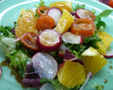 Foto del paso 2 de la receta: Ensalada fresca de naranja y rábanos