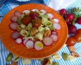 Foto del paso 2 de la receta: Ensalada de pasta y rabanitos con tomate