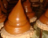 Foto del paso 5 de la receta: Conitos de dulce de leche bañados en chocolate