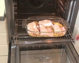 Foto del paso 4 de la receta: Merluza al horno al estilo menorquín