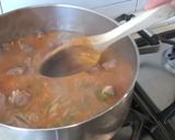 Foto del paso 6 de la receta: Fideos a la cazuela con costilla de cerdo y salchichas