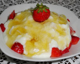 Foto del paso 2 de la receta: Fresones con yogur y miel