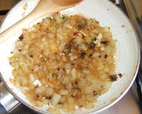 Foto del paso 4 de la receta: Berenjenas rellenas de quinoa y pollo