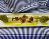 Foto del paso 3 de la receta: Alcachofas con espárragos queso y crujiente de jamón
