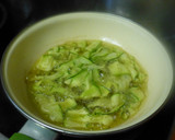 Foto del paso 3 de la receta: Crujiente de calabacín