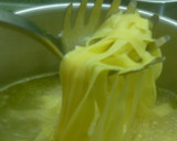 Foto del paso 3 de la receta: Tagliatelle con boloñesa y 4 quesos