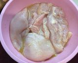 Foto del paso 1 de la receta: Pechuga de pollo con setas en olla rápida