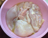 Foto del paso 1 de la receta: Pechuga de pollo con setas en olla rápida