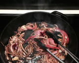 Foto del paso 3 de la receta: Pechuga de pollo con setas en olla rápida