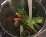 Foto del paso 2 de la receta: Caldo de verduras en olla exprés 