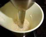 Foto del paso 1 de la receta: Batido de plátano y yogur con muesli