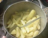 Foto del paso 5 de la receta: Pollo casero al horno con papas