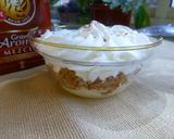 Foto del paso 4 de la receta: Copa de bizcocho de café, nata y queso mascarpone