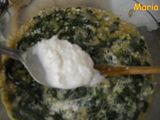 Pastel de espinacas con salsa de nueces