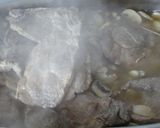 Foto del paso 2 de la receta: Chuletas de aguja al horno con champiñones