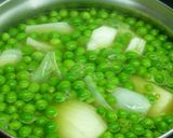 Foto del paso 1 de la receta: Crema de guisantes y puntas de espárragos