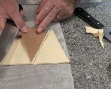 Foto del paso 3 de la receta: Triángulos de hojaldre rellenos de cabello de ángel