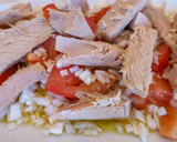 Foto del paso 1 de la receta: Ensalada de tomate y atún
