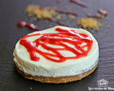 Foto del paso 4 de la receta: Mousse de yogur con coulis de fresa 