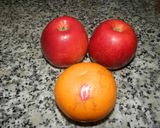 Foto del paso 1 de la receta: Puré de manzana con naranja