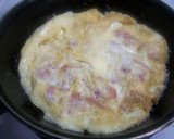 Foto del paso 2 de la receta: Tortilla de embutido de carne