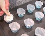 Foto del paso 6 de la receta: Merengue suizo con almendras