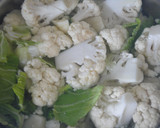 Foto del paso 1 de la receta: Coliflor con beicon y huevos