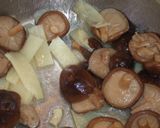 Foto del paso 6 de la receta: Salteado chino de pollo con setas shitake y bambú
