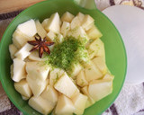 Foto del paso 1 de la receta: Crema helada de manzana y pera al aroma de lima