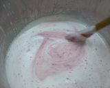 Foto del paso 2 de la receta: Flan de fresa y nata