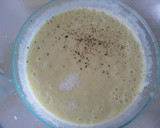 Foto del paso 6 de la receta: Crema de calabacín con galletas de parmesano