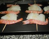 Foto del paso 3 de la receta: Pinchos de bacalao y langostinos