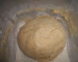 Foto del paso 1 de la receta: Coca de puerros con tomate al romero